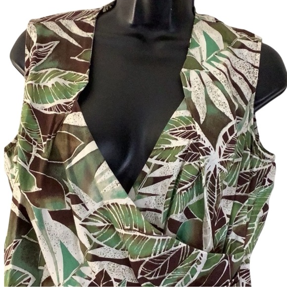 Women Wrap Top - Picture 3 of 5